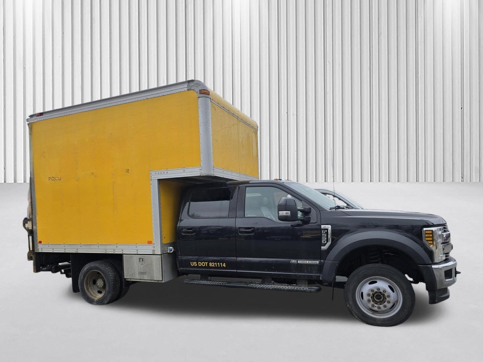 2019 Ford F-550 Super Duty Chassis Cab Lariat