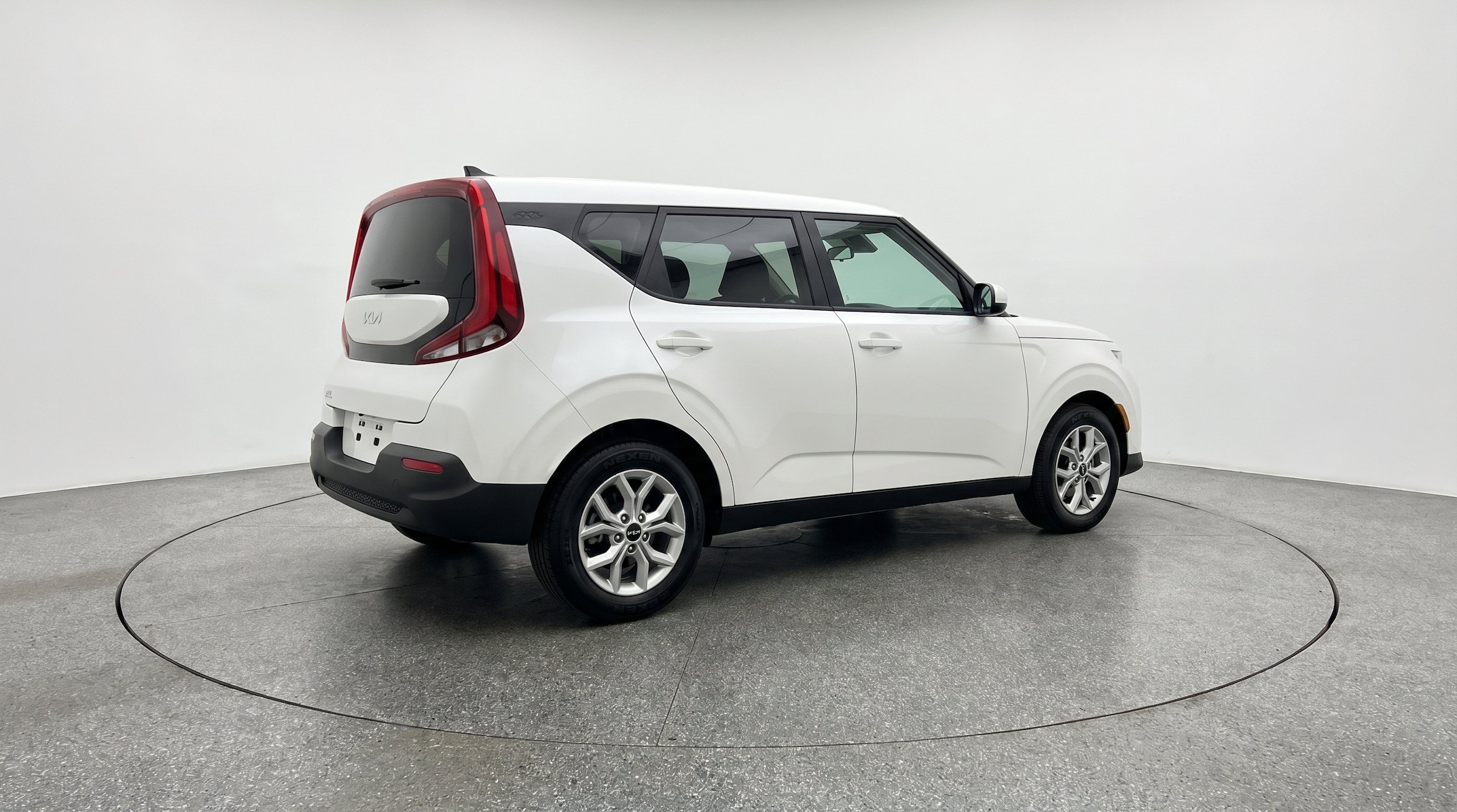Thumbnail: 2025 Kia Soul - 9