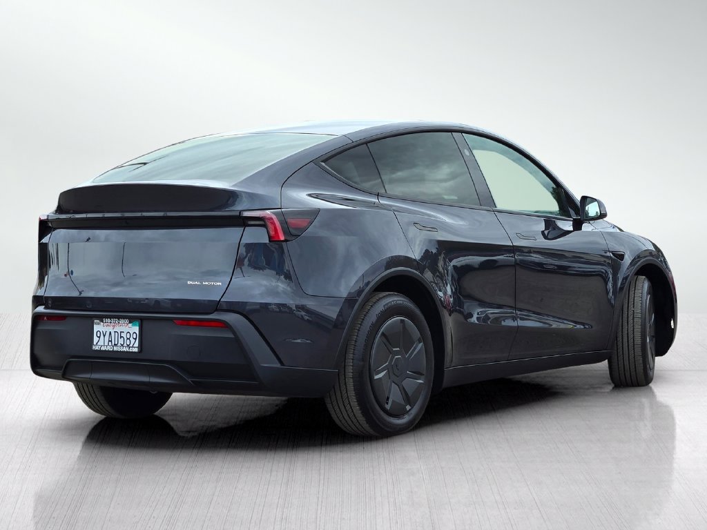 Used 2026 Tesla Model Y Standard Range SUV
