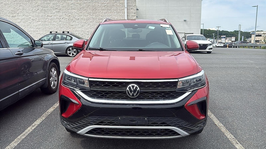 Used 2023 Volkswagen Taos 1.5T SE SUV