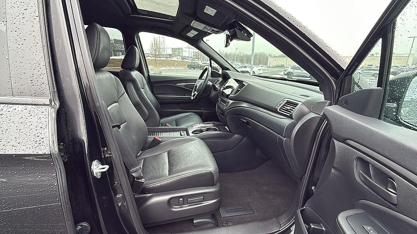 2023 Honda Passport EX-L - Photo 19