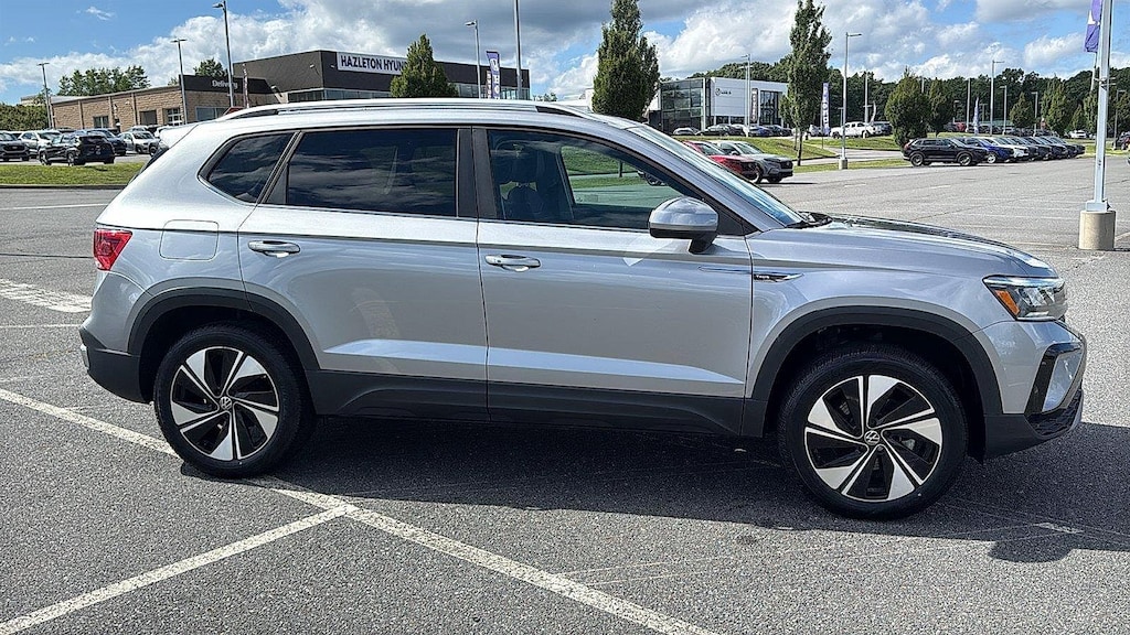 Used 2023 Volkswagen Taos 1.5T SE SUV