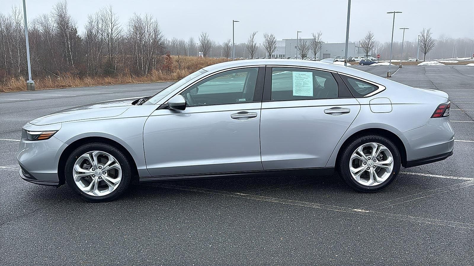 2023 Honda Accord LX - Photo 12