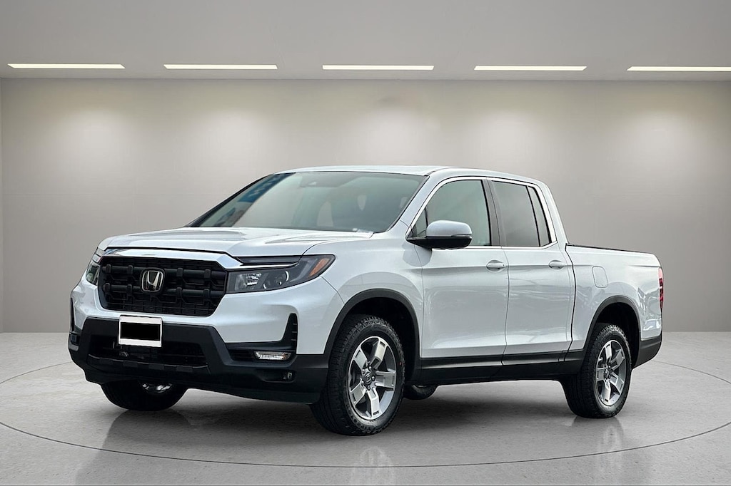 New 2026 Honda Ridgeline RTL Truck Crew Cab