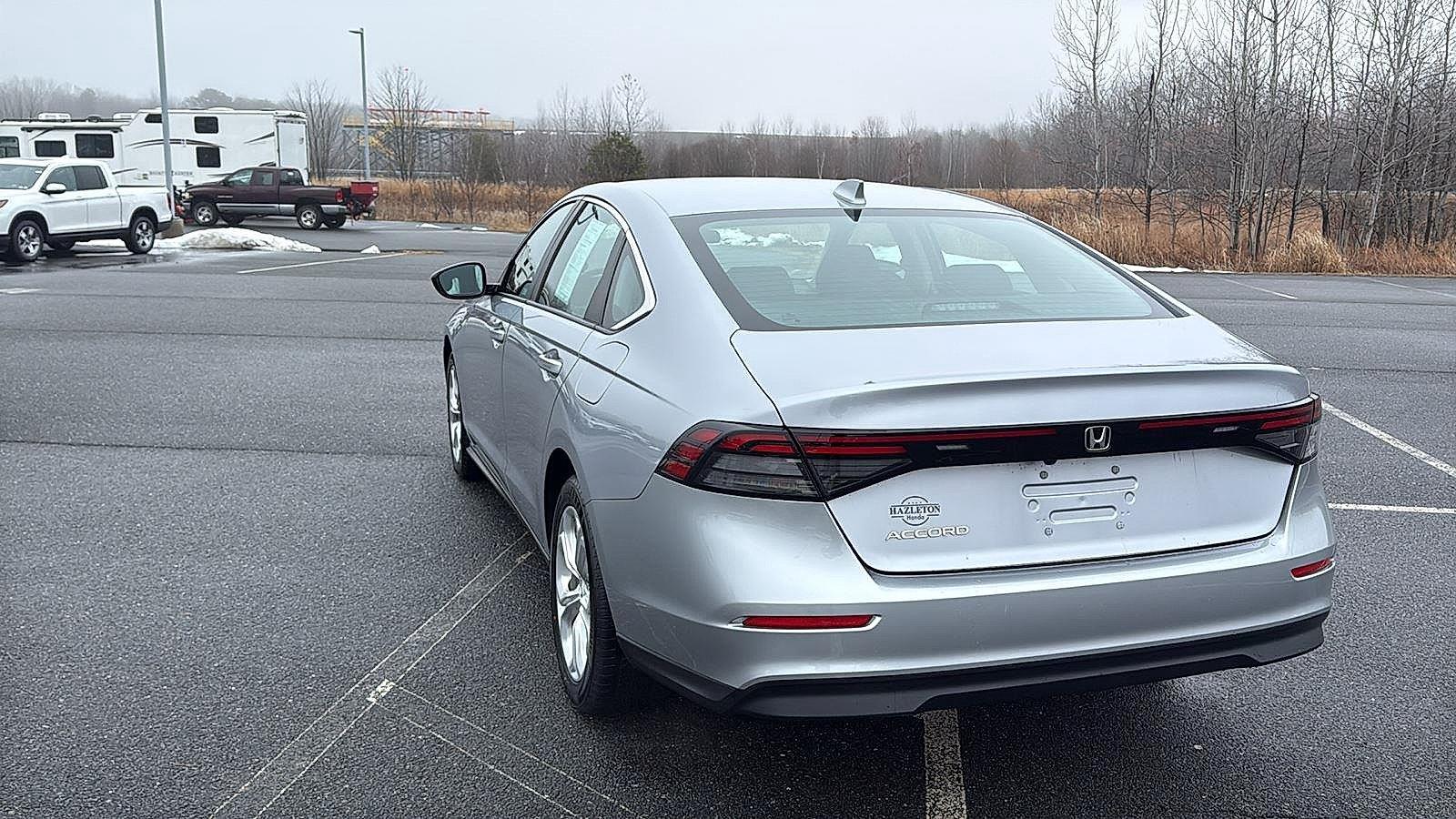 2023 Honda Accord LX - Photo 9