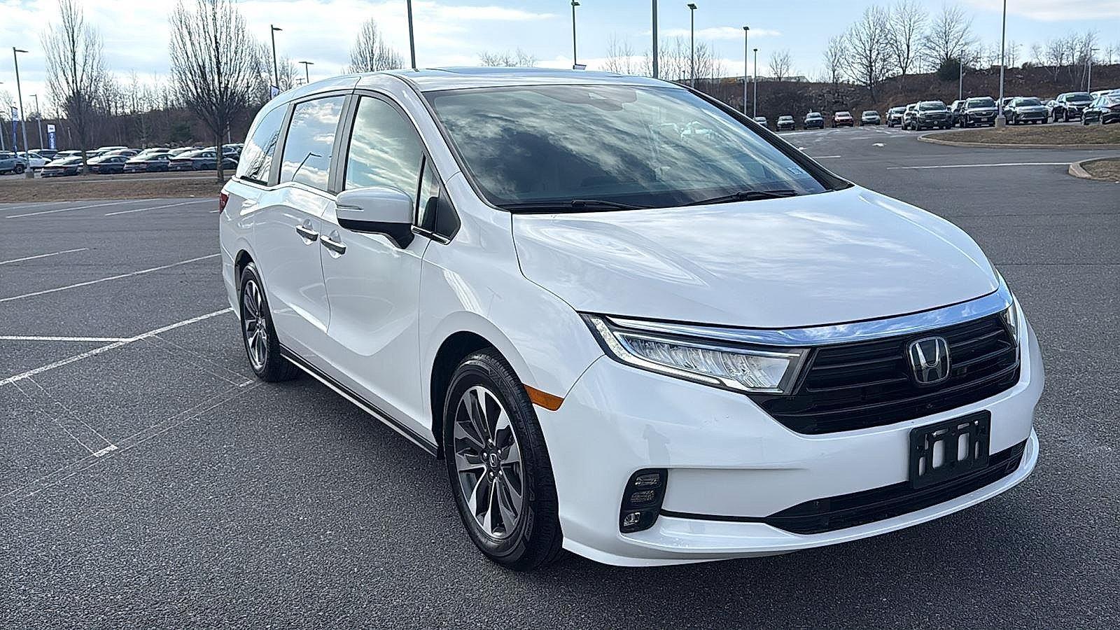 Used 2024 Honda Odyssey EX-L Van