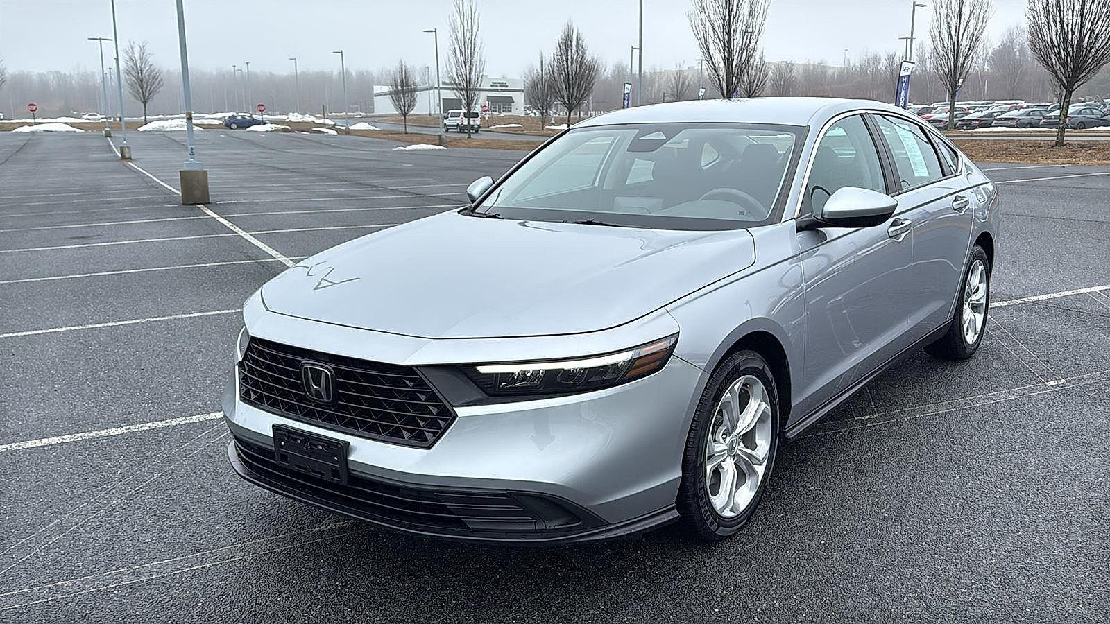 2023 Honda Accord LX - Photo 14