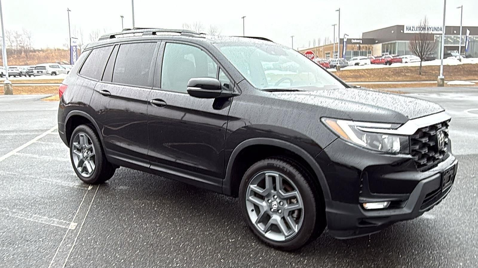 2023 Honda Passport EX-L - Photo 2