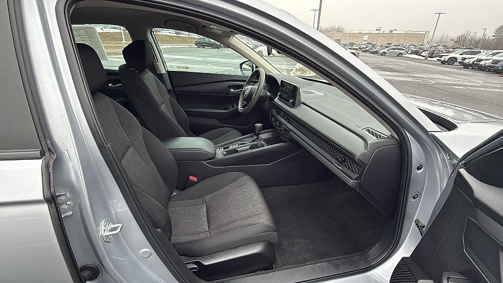 2023 Honda Accord LX - Photo 17