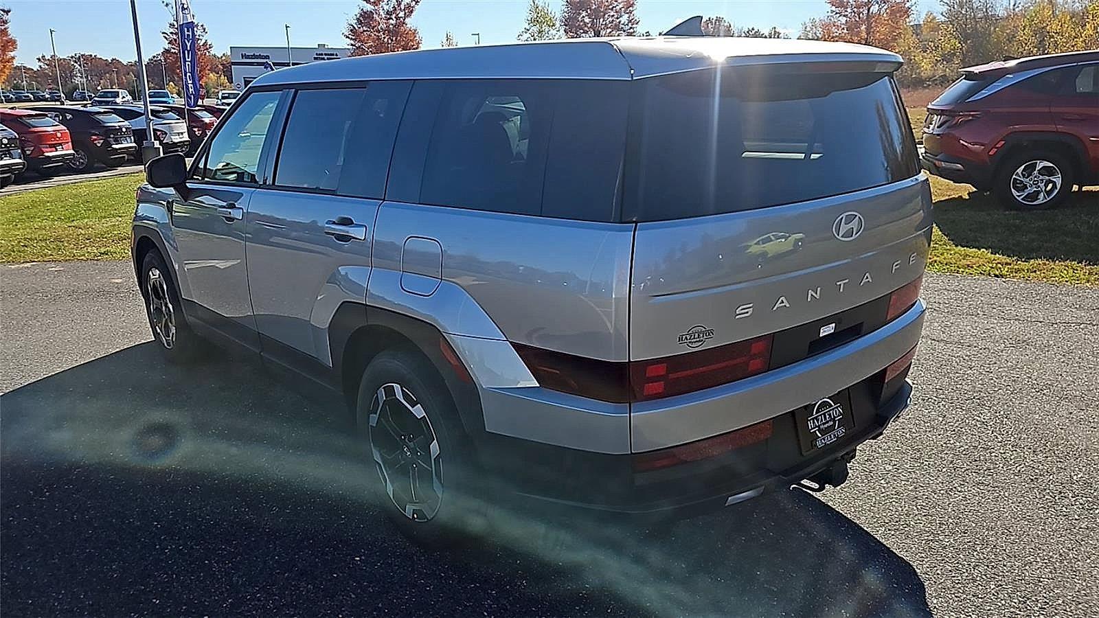 2026 Hyundai Santa Fe SE - Photo 5
