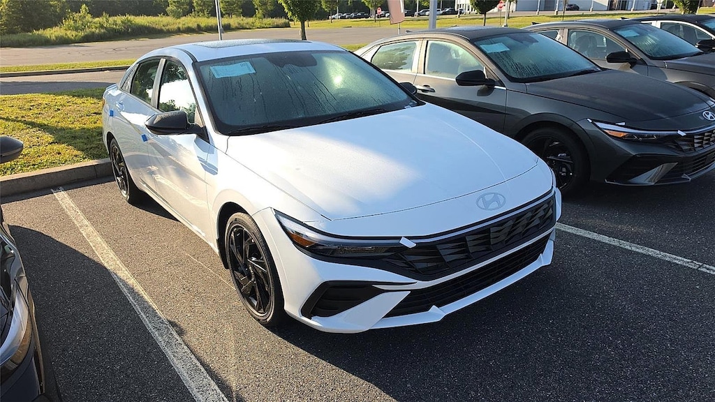 New 2026 Hyundai Elantra SEL Sport Plus Sedan