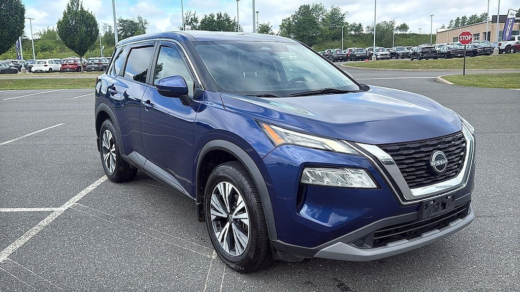Used 2022 Nissan Rogue SV SUV