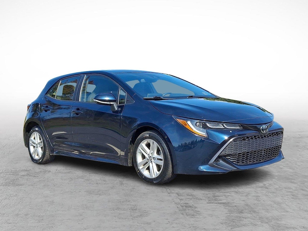 Used 2020 Toyota Corolla Hatchback SE Hatchback
