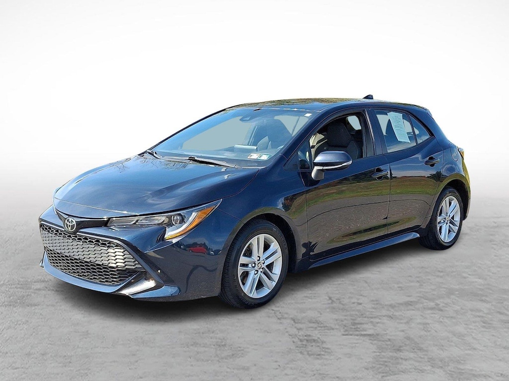 Used 2020 Toyota Corolla Hatchback SE Hatchback
