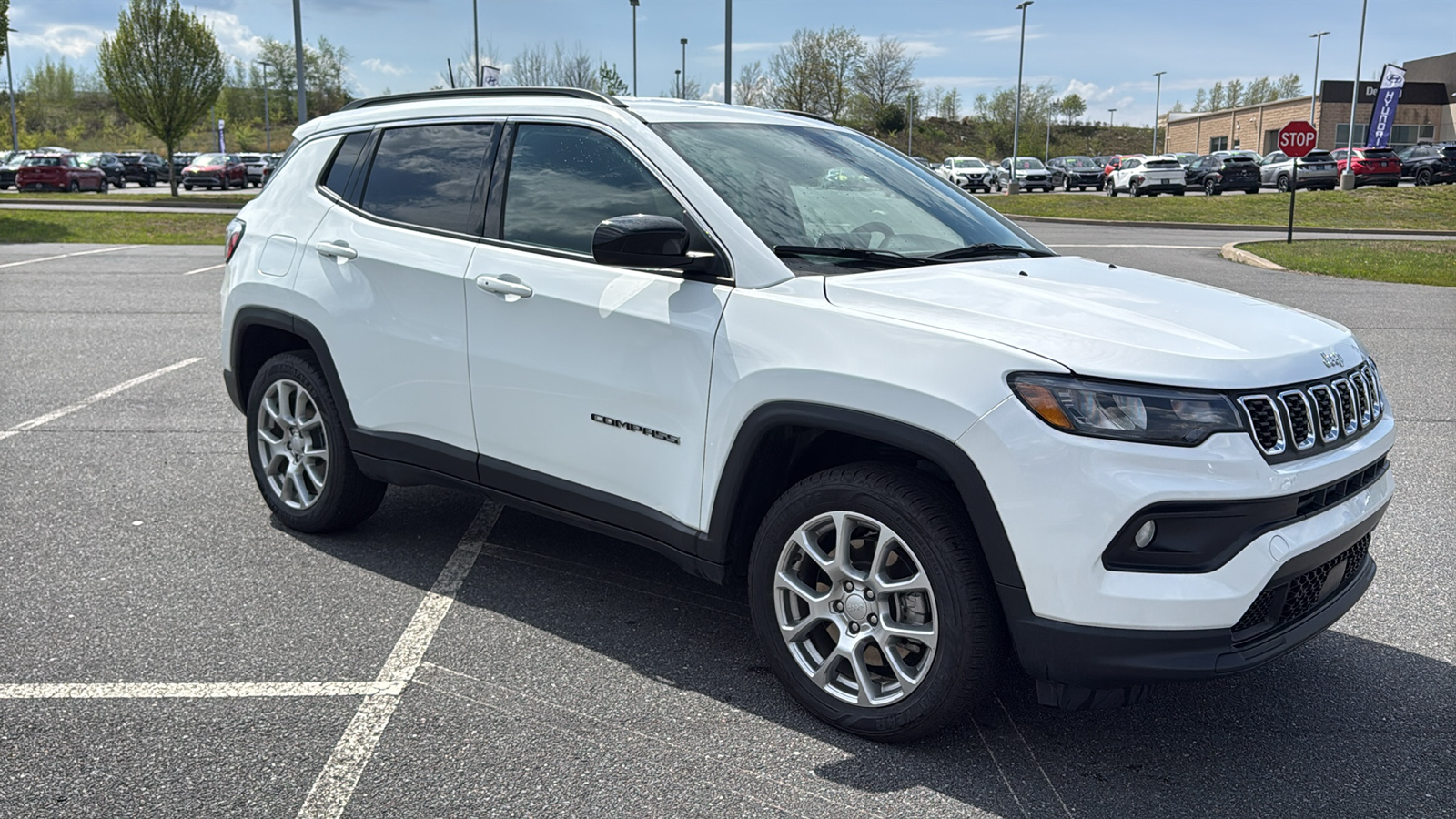 Used 2024 Jeep Compass Latitude Lux SUV