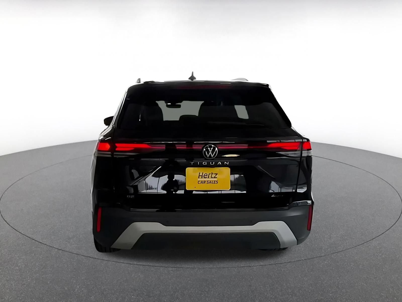 Thumbnail: 2026 Volkswagen Tiguan - 12