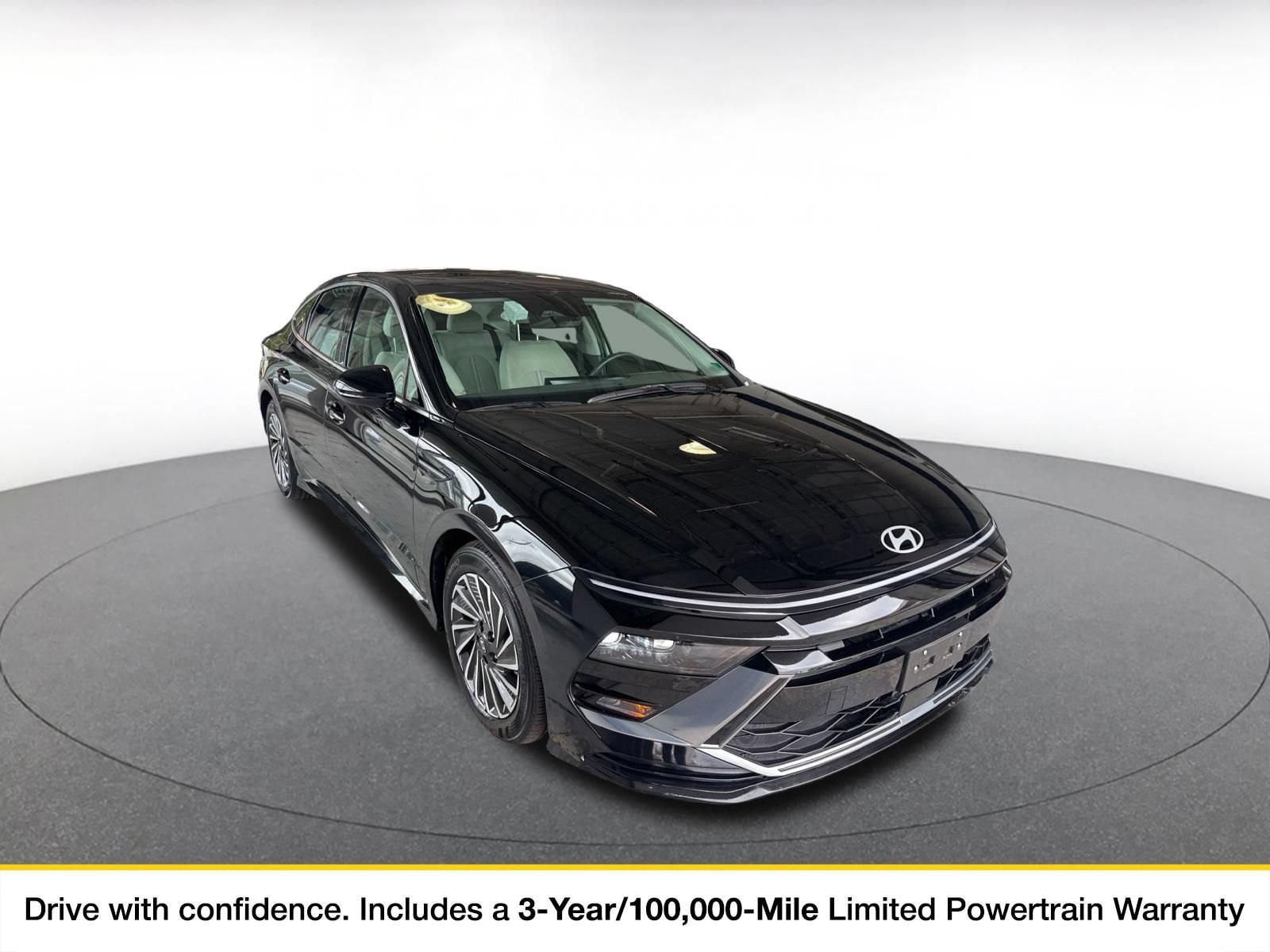 2025 Hyundai Sonata Hybrid