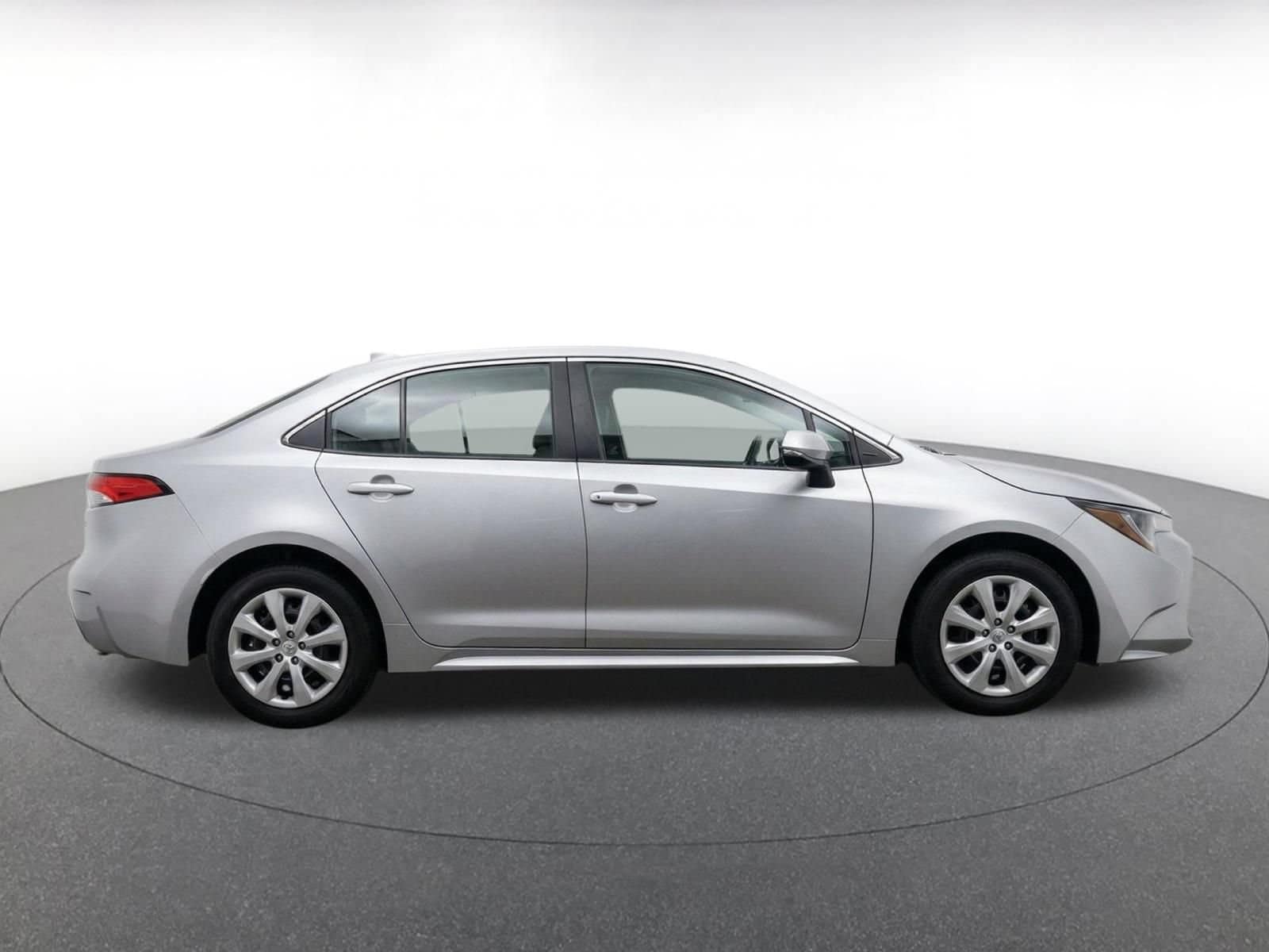 Thumbnail: 2025 Toyota Corolla - 12