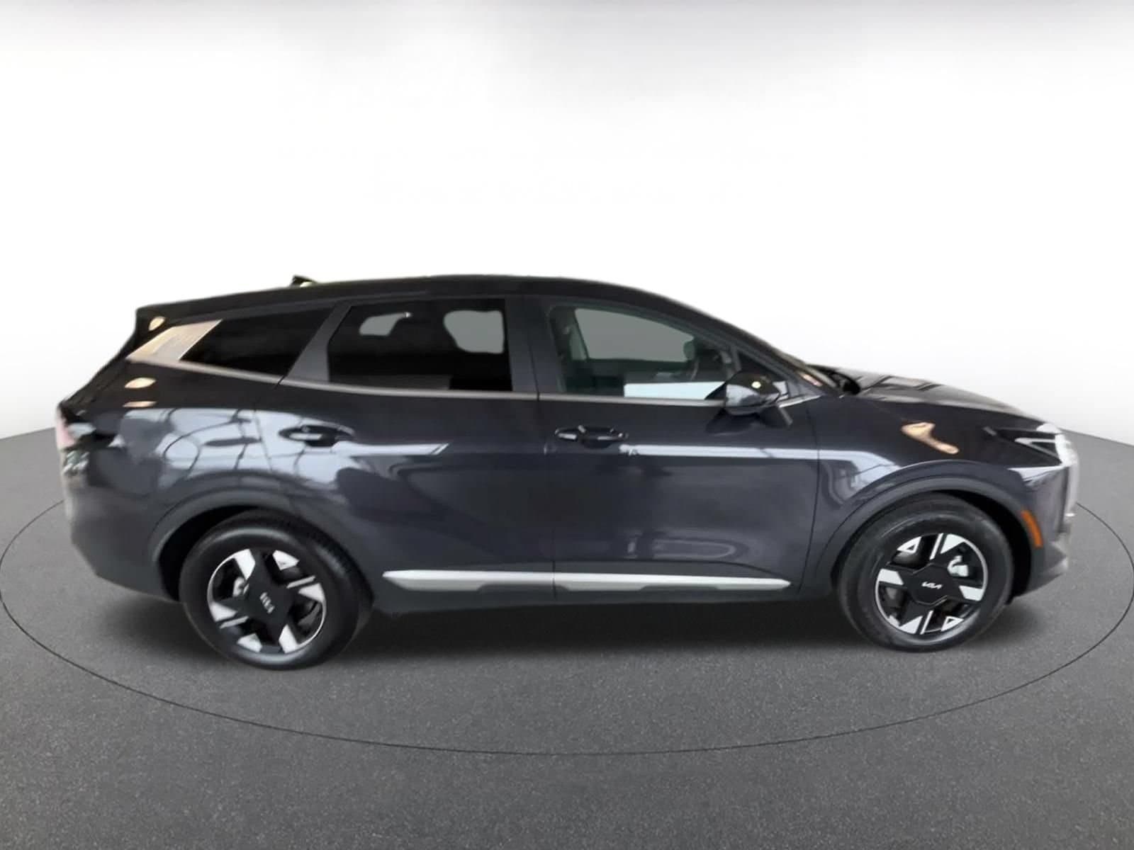 Thumbnail: 2026 Kia Sportage - 15