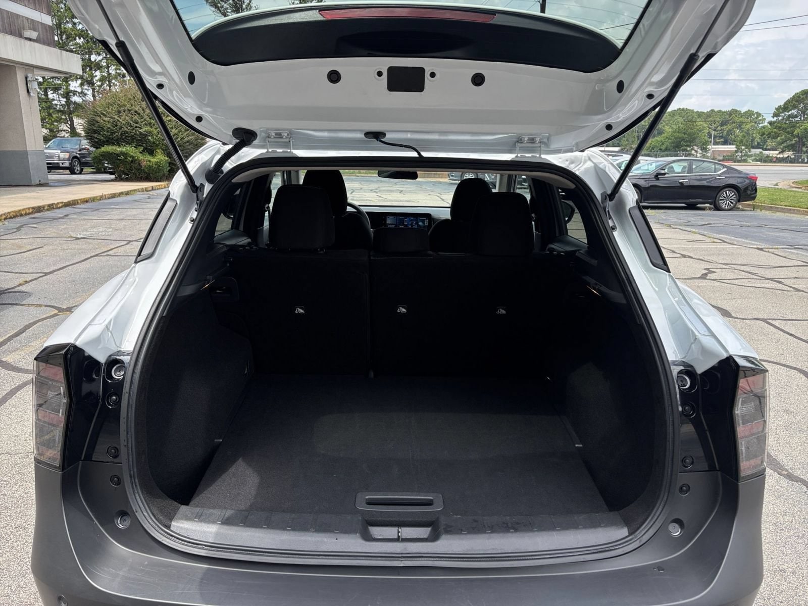 Thumbnail: 2026 Nissan Kicks - 29