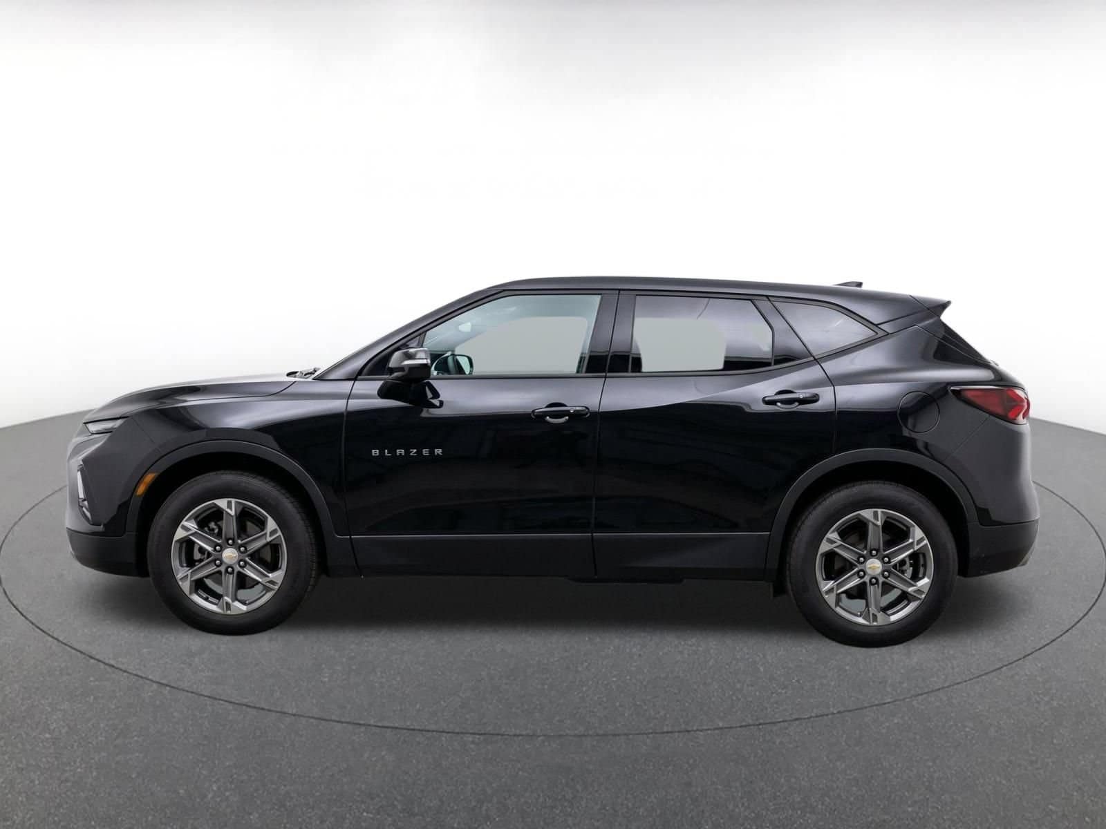 Thumbnail: 2025 Chevrolet Blazer - 4