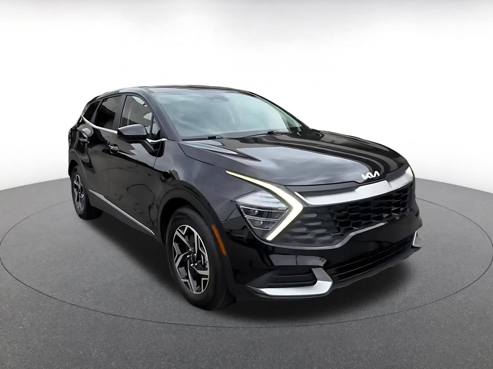 Thumbnail: 2025 Kia Sportage - 3
