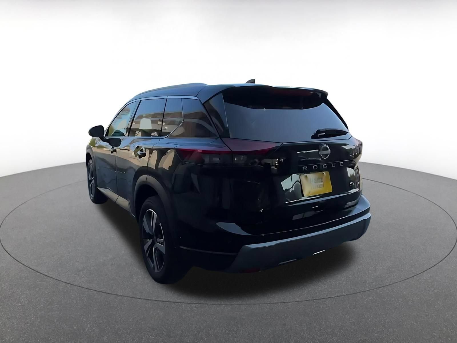 Thumbnail: 2026 Nissan Rogue - 10