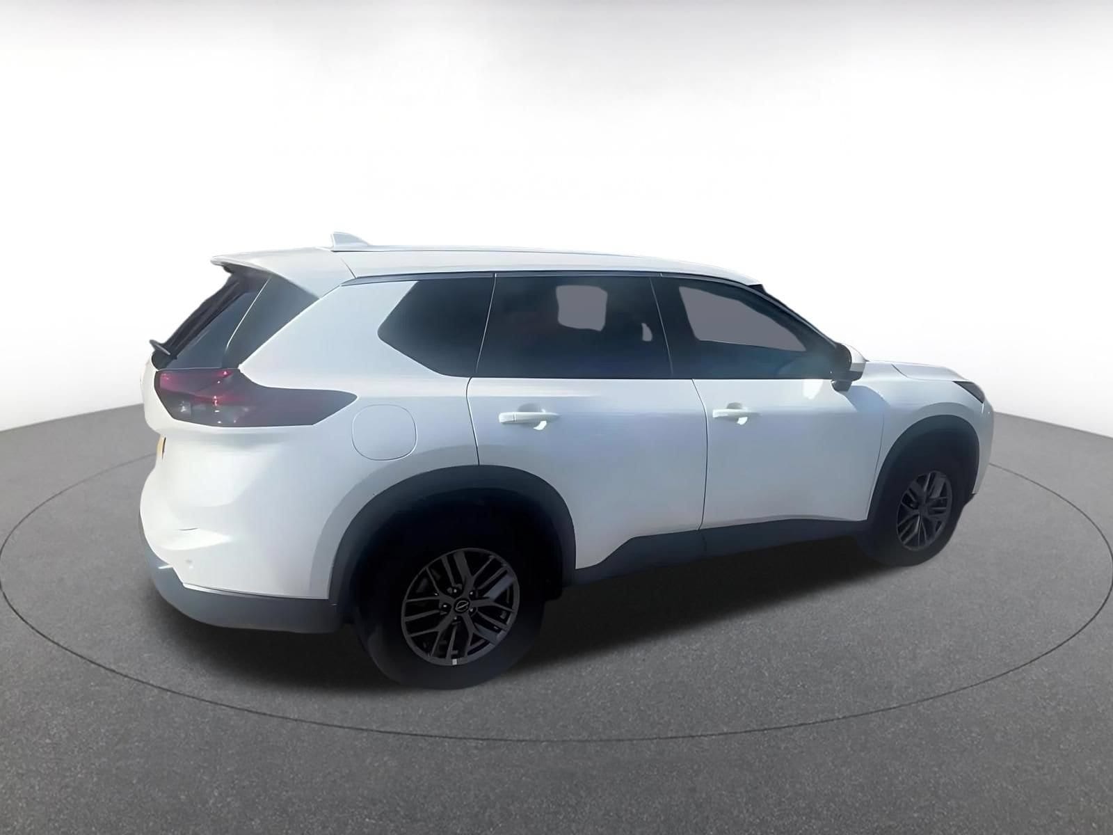 Thumbnail: 2026 Nissan Rogue - 14
