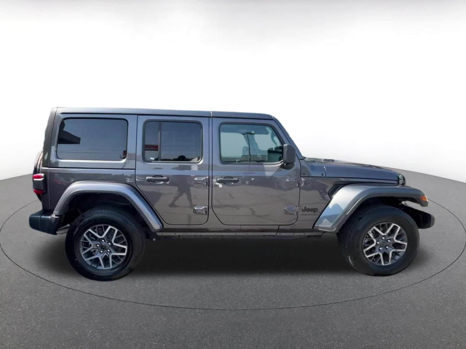 Thumbnail: 2025 Jeep Wrangler - 15