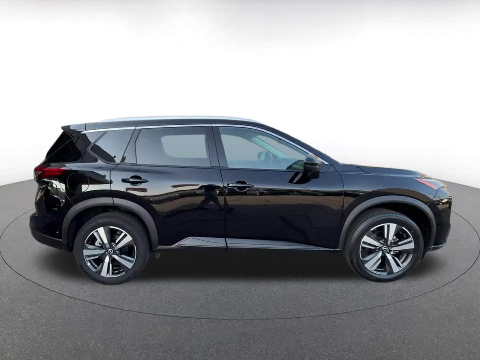 Thumbnail: 2026 Nissan Rogue - 15
