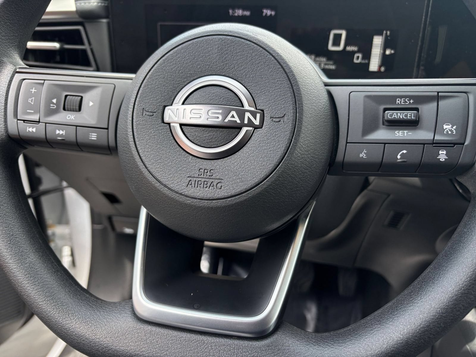Thumbnail: 2026 Nissan Kicks - 26