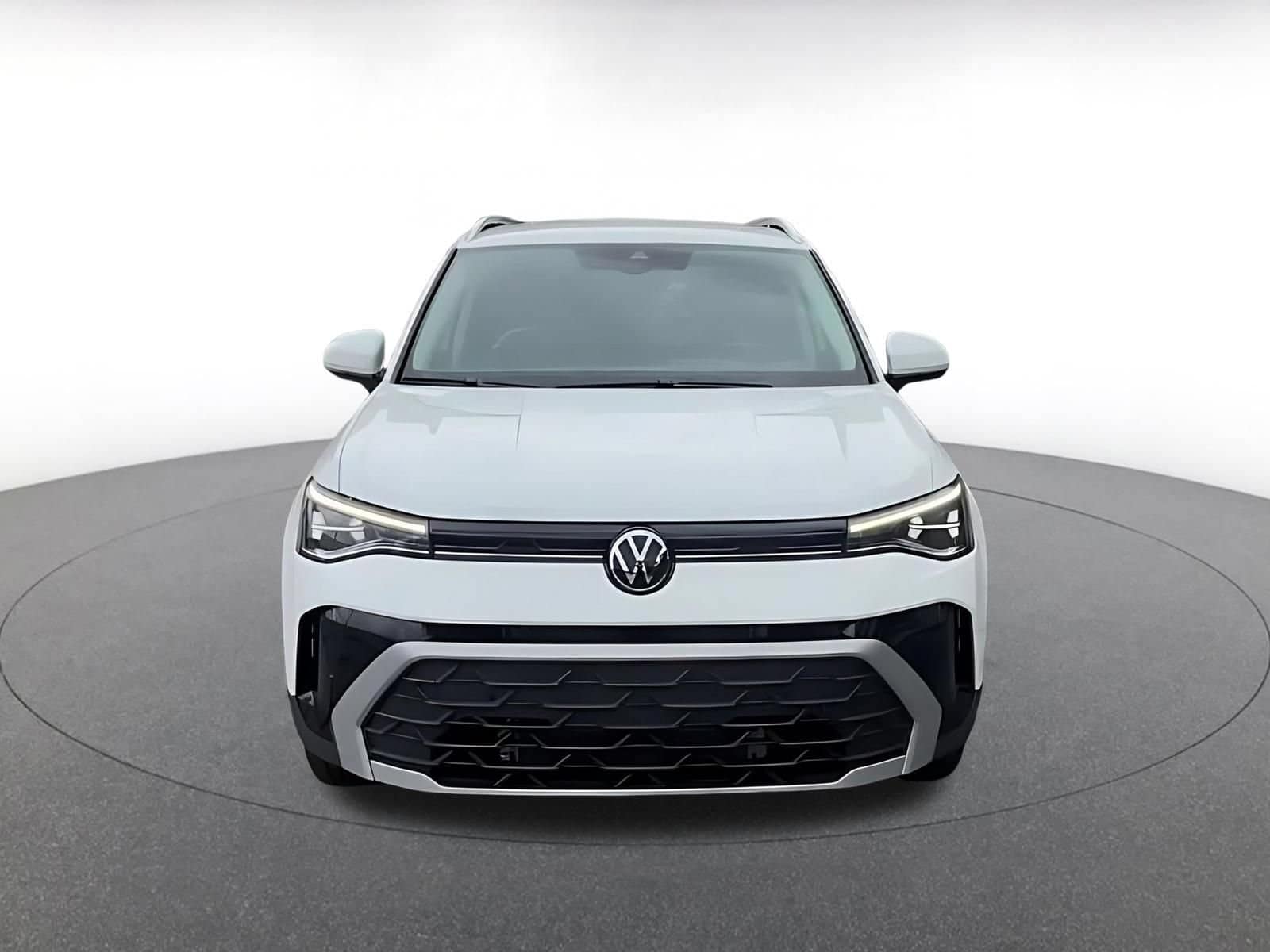 Thumbnail: 2025 Volkswagen Taos - 4