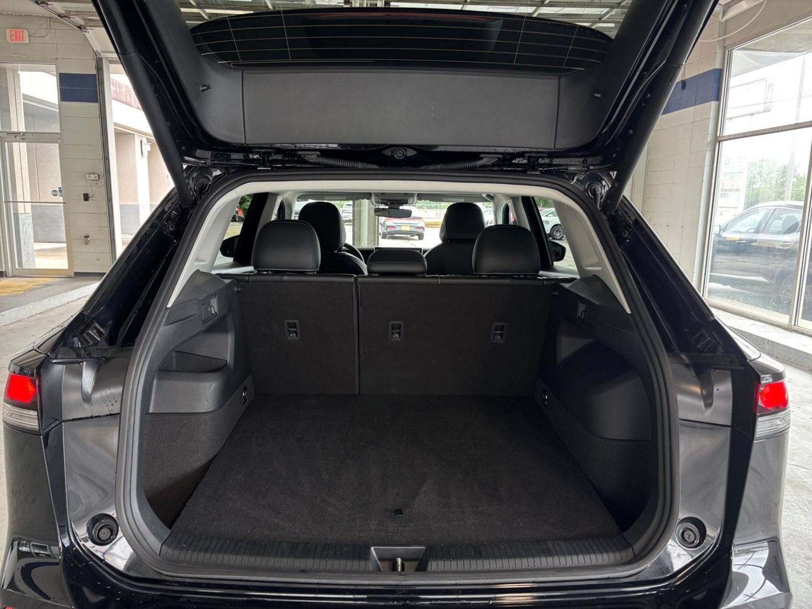 Thumbnail: 2026 Volkswagen Tiguan - 32