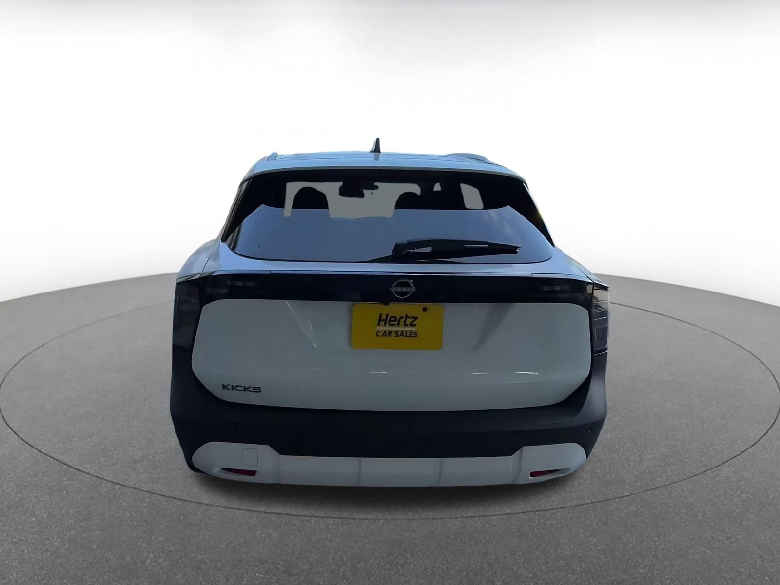 Thumbnail: 2026 Nissan Kicks - 12