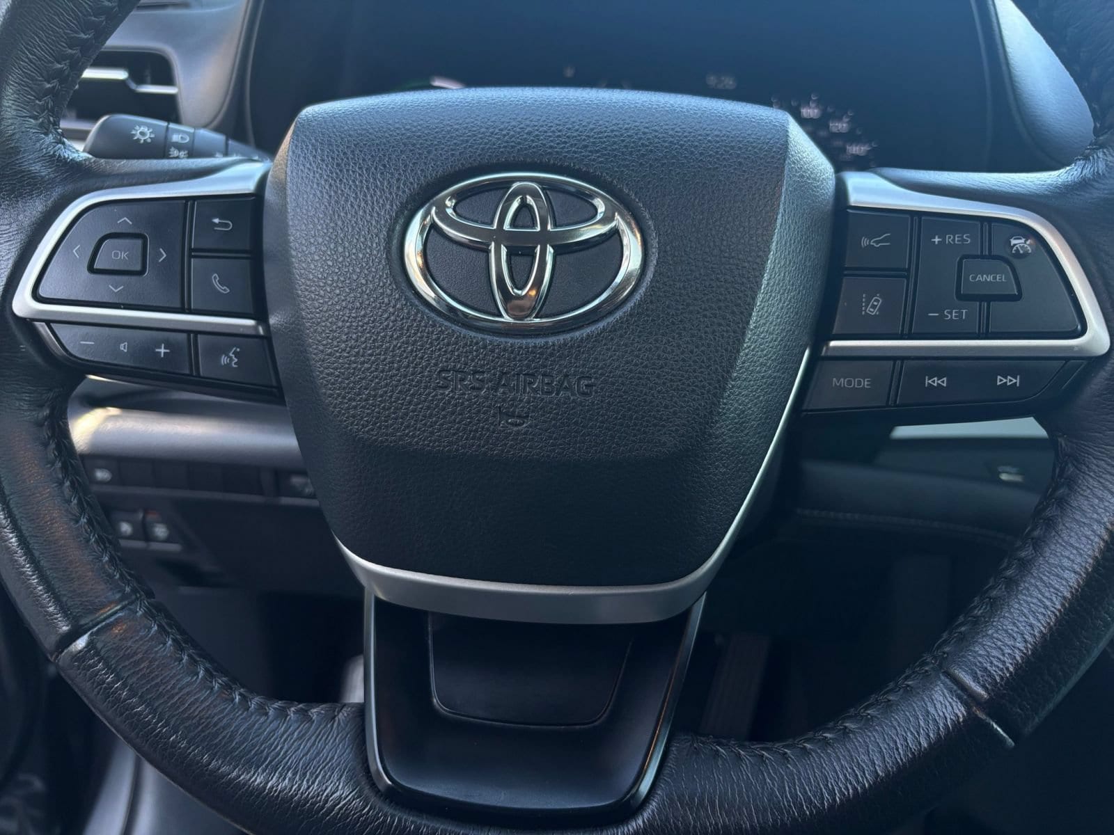 Thumbnail: 2025 Toyota Sienna - 29