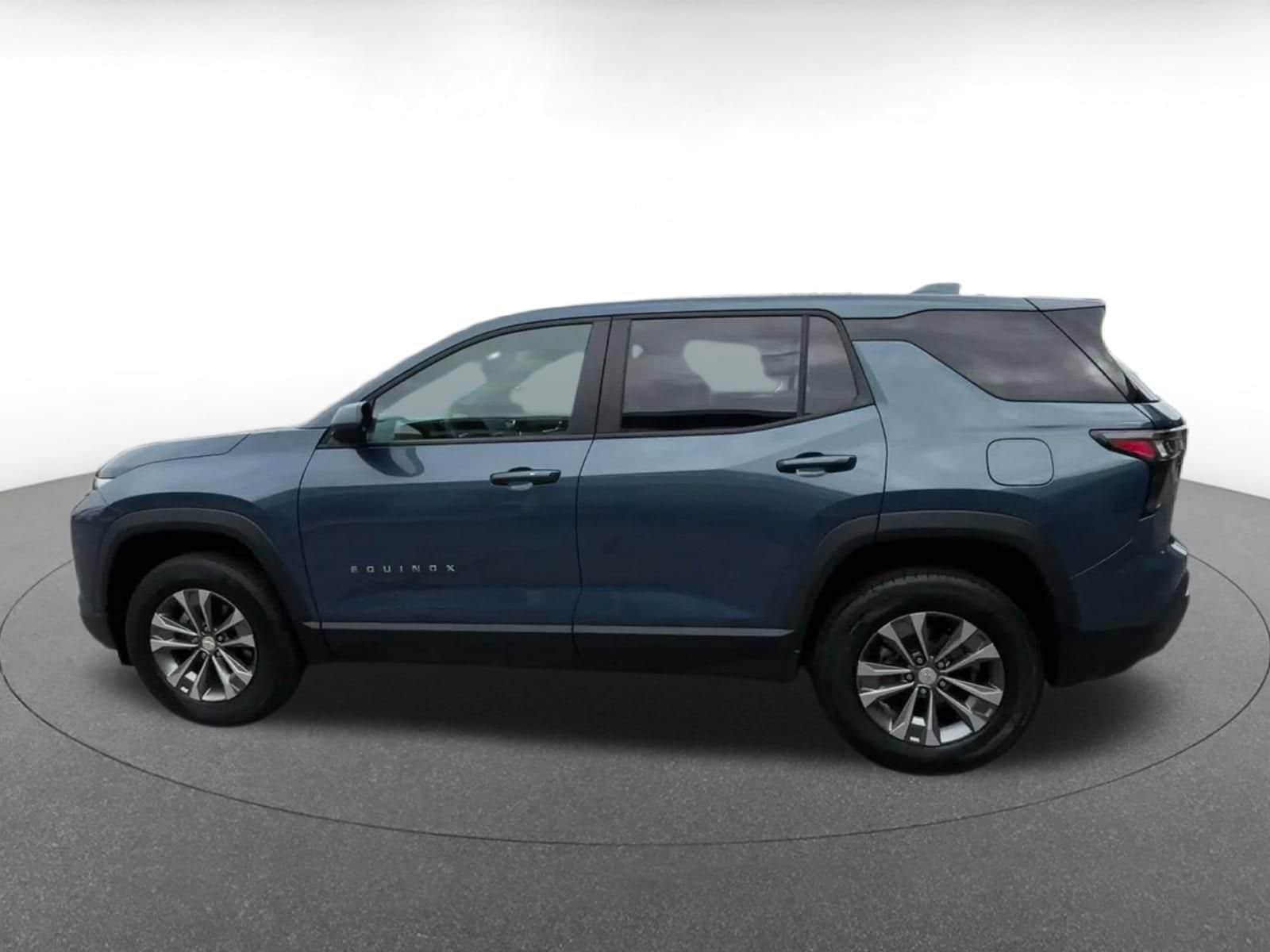 Thumbnail: 2025 Chevrolet Equinox - 8