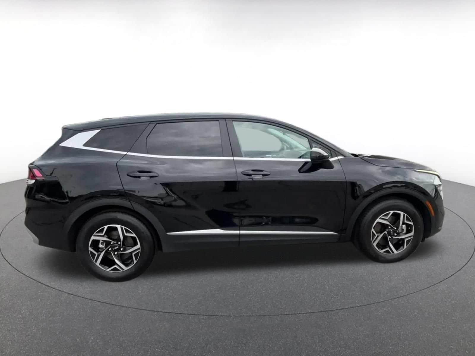 Thumbnail: 2025 Kia Sportage - 15
