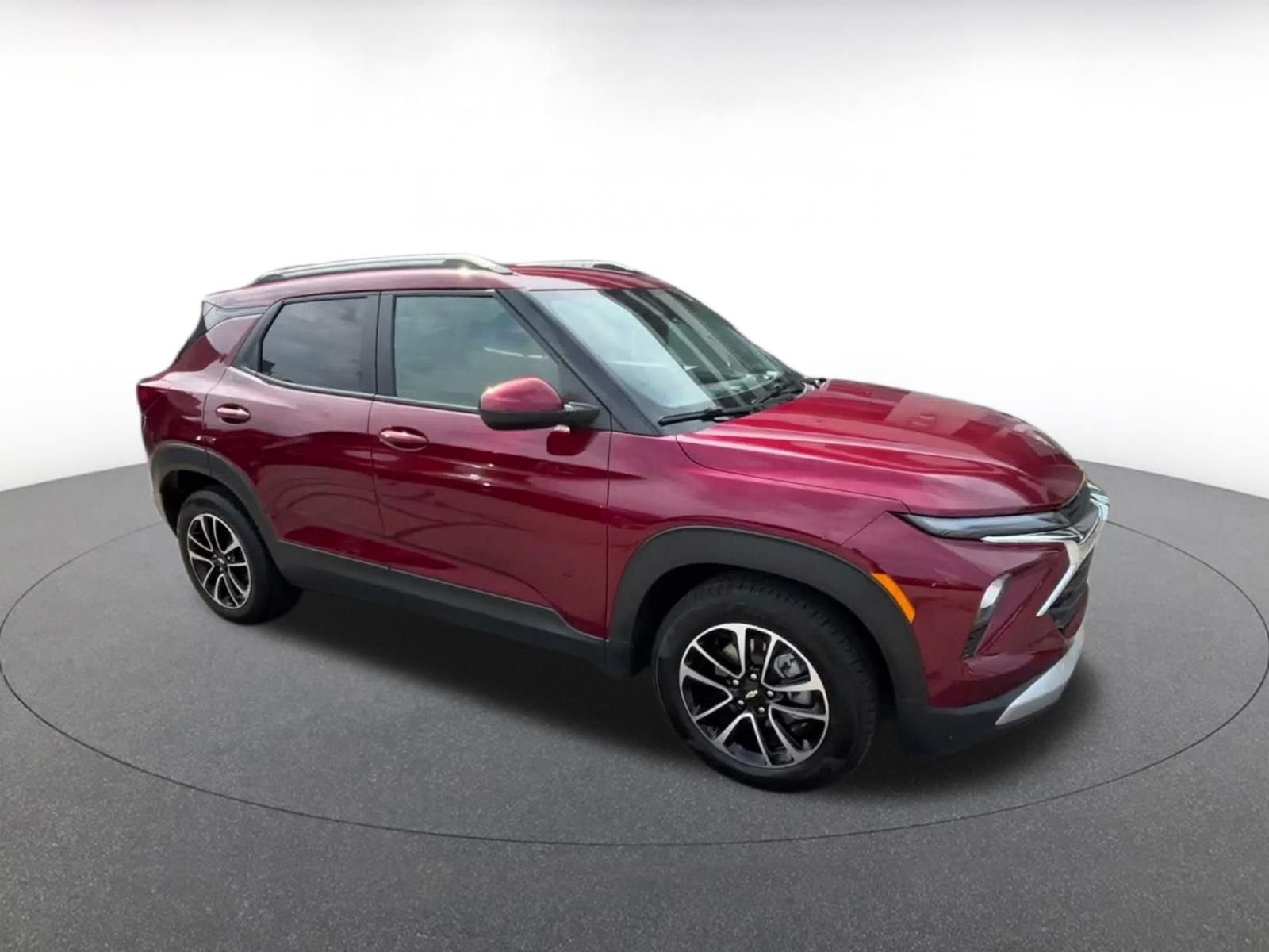Thumbnail: 2025 Chevrolet TrailBlazer - 2