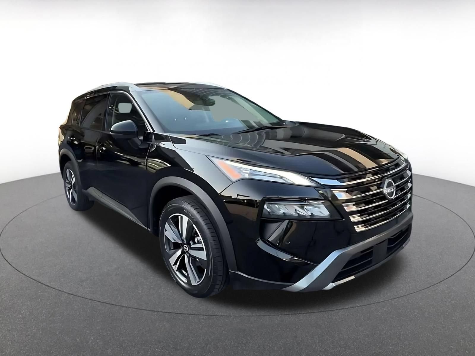Thumbnail: 2026 Nissan Rogue - 3