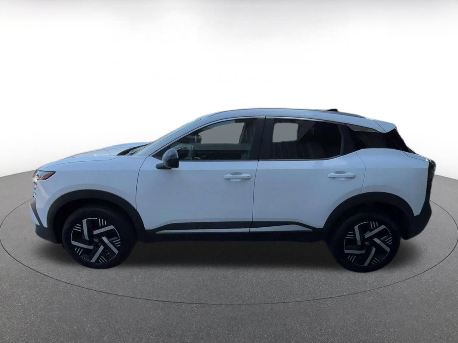 Thumbnail: 2026 Nissan Kicks - 8