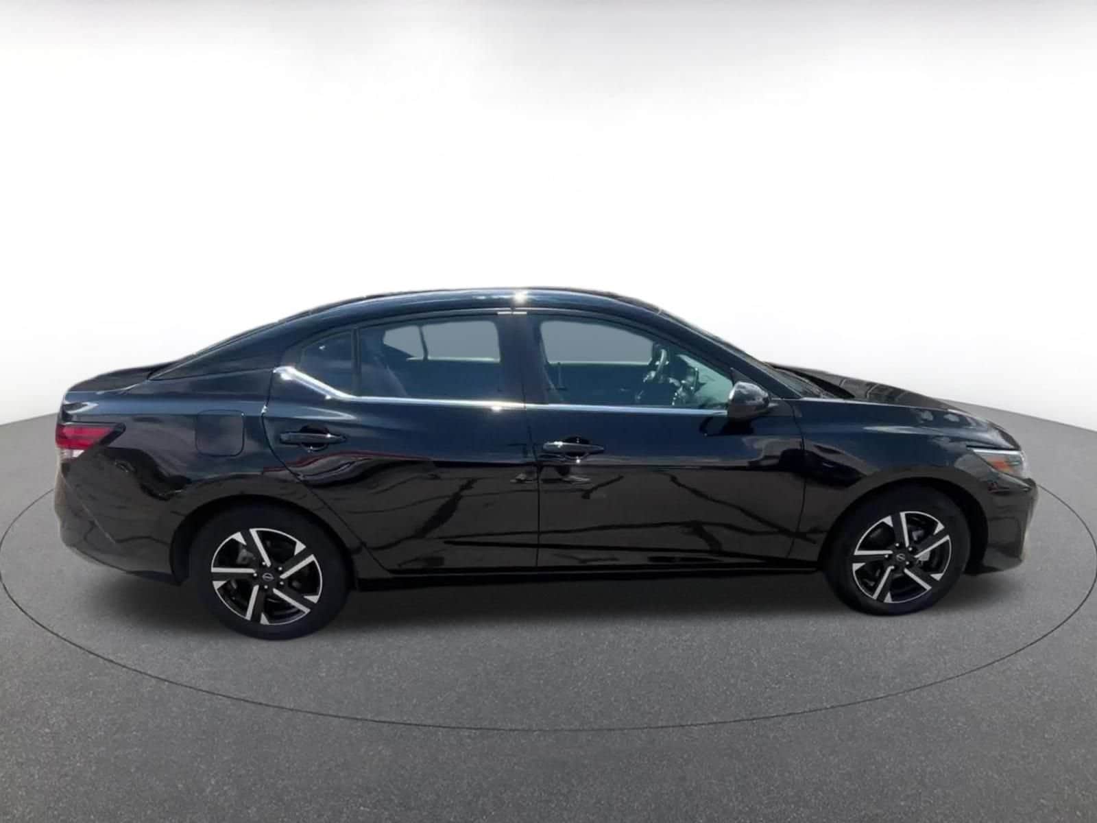 Thumbnail: 2025 Nissan Sentra - 15
