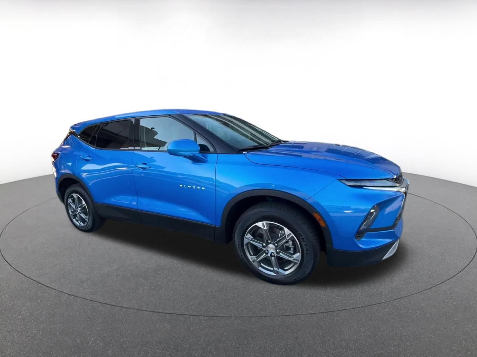 Thumbnail: 2026 Chevrolet Blazer - 2