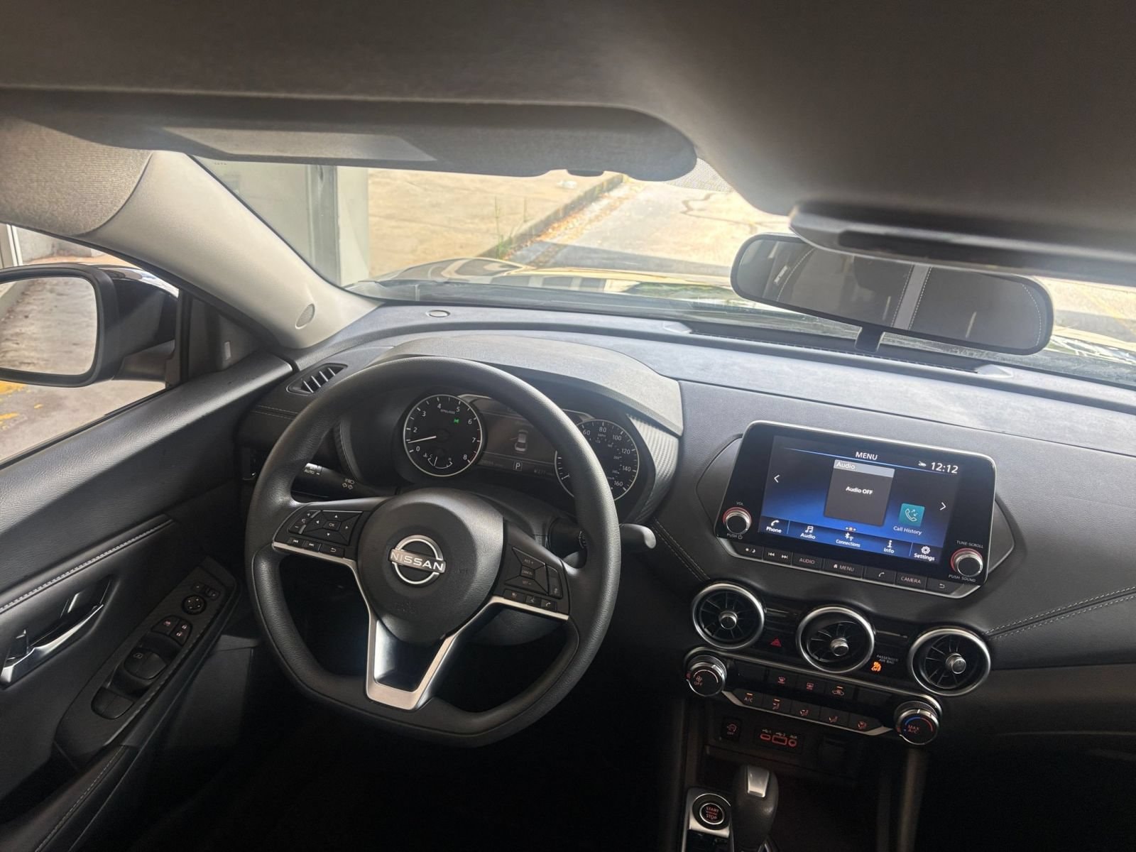 Thumbnail: 2025 Nissan Sentra - 32