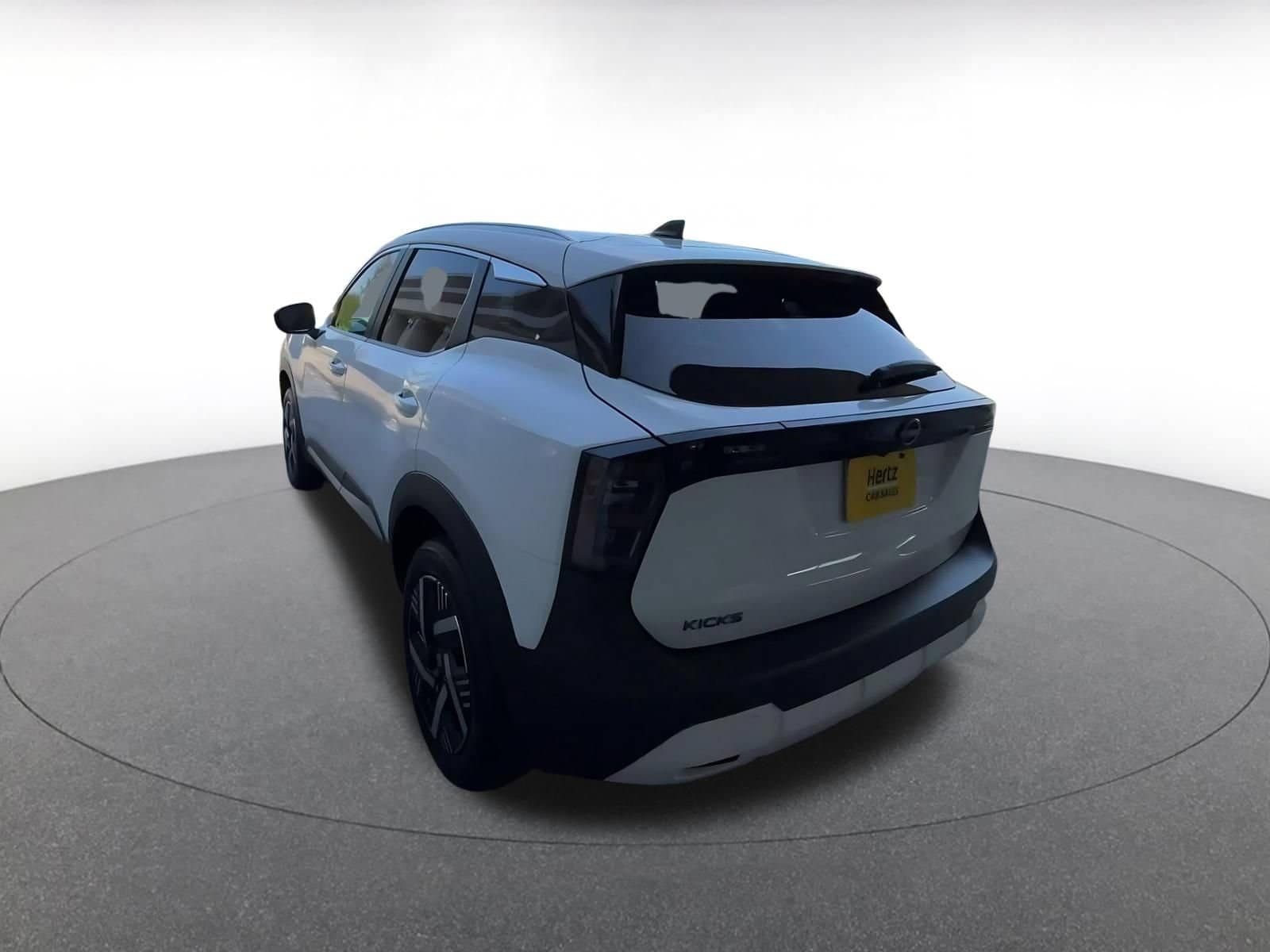 Thumbnail: 2026 Nissan Kicks - 10