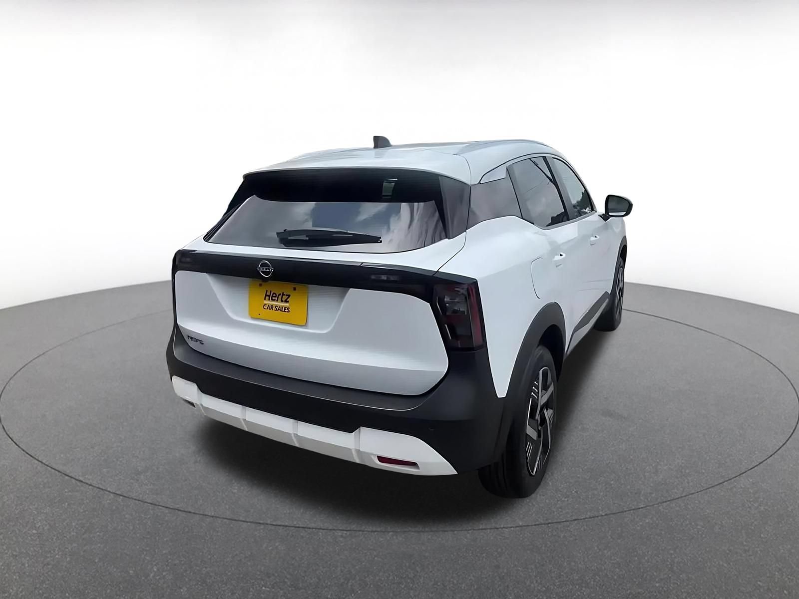 Thumbnail: 2026 Nissan Kicks - 14