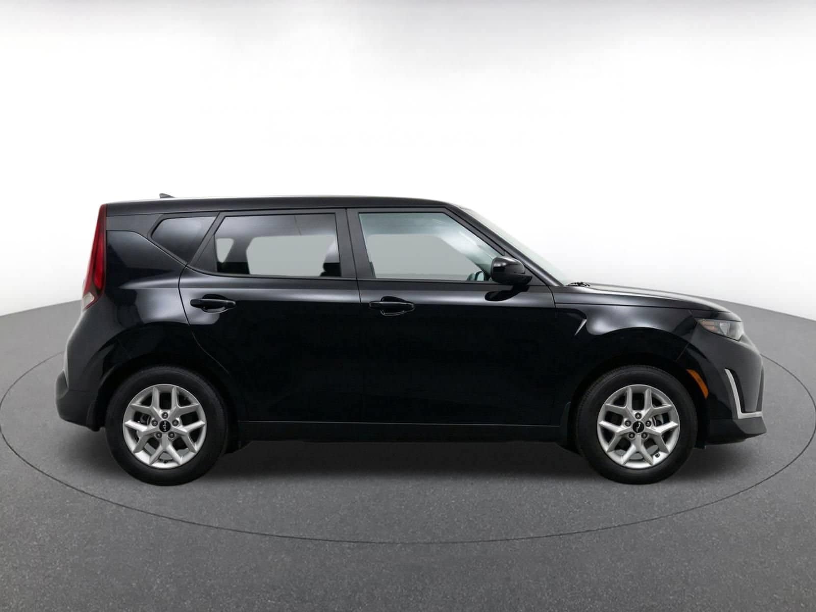 Thumbnail: 2025 Kia Soul - 13