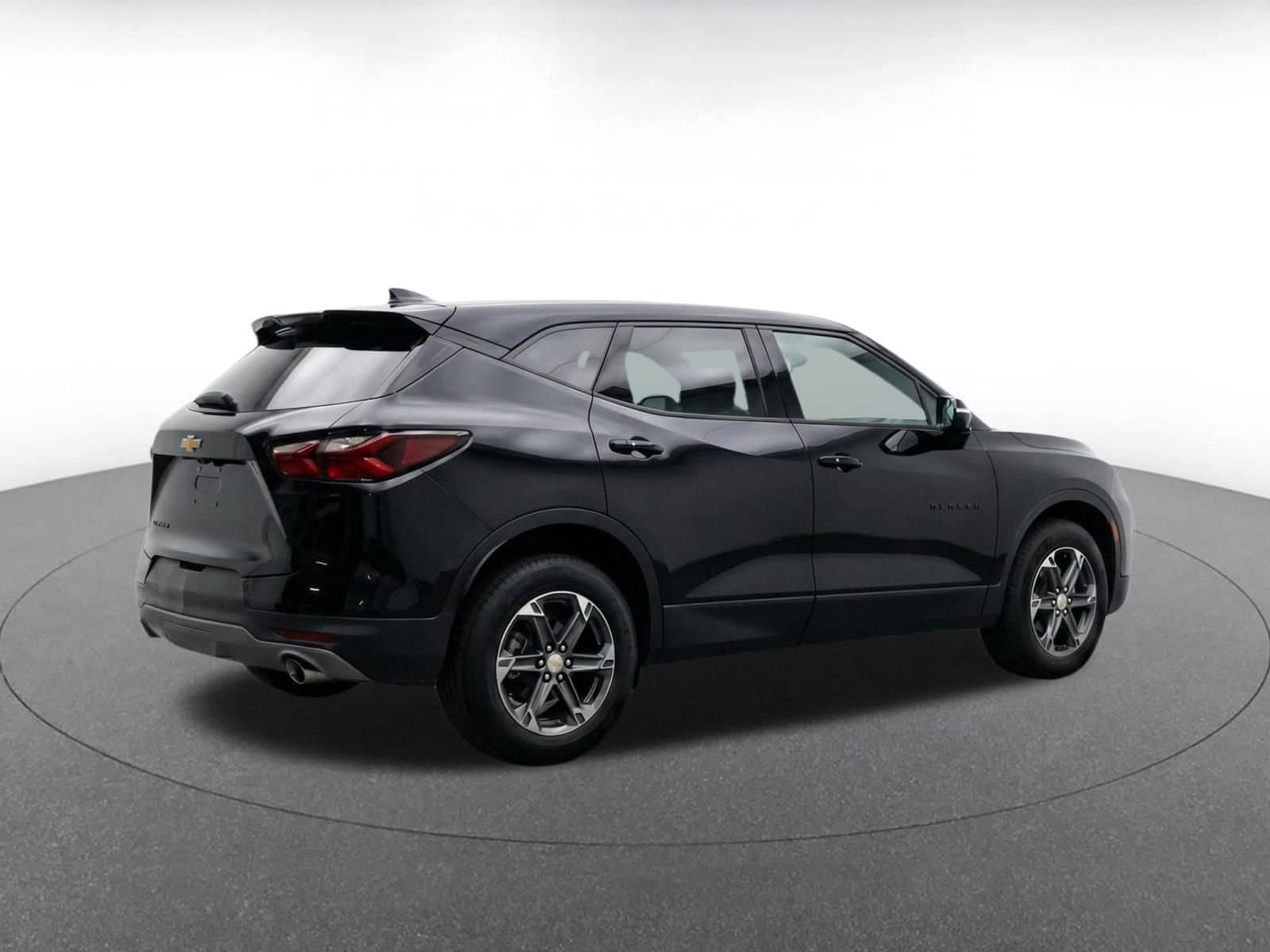 Thumbnail: 2025 Chevrolet Blazer - 8