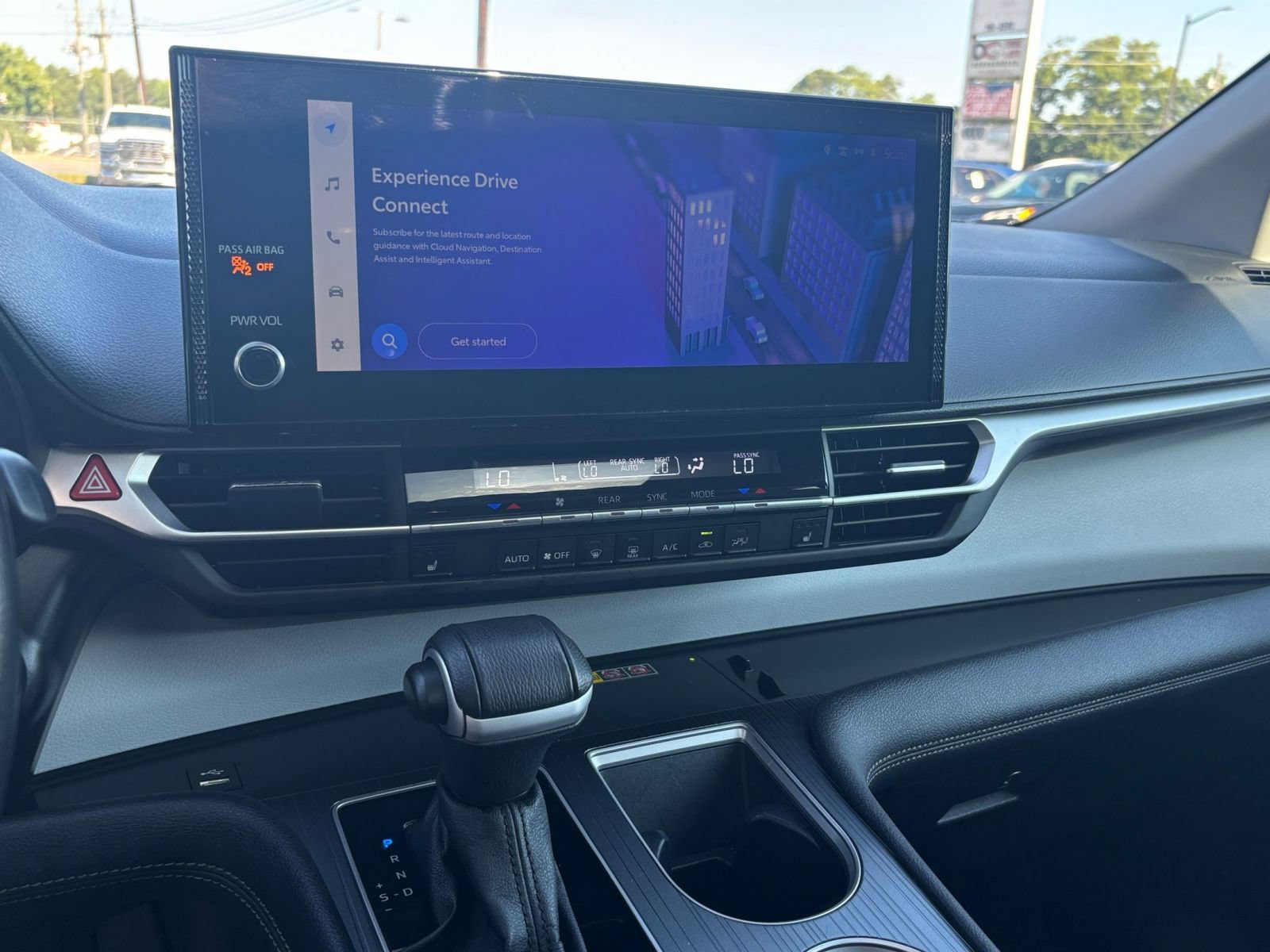 Thumbnail: 2025 Toyota Sienna - 20
