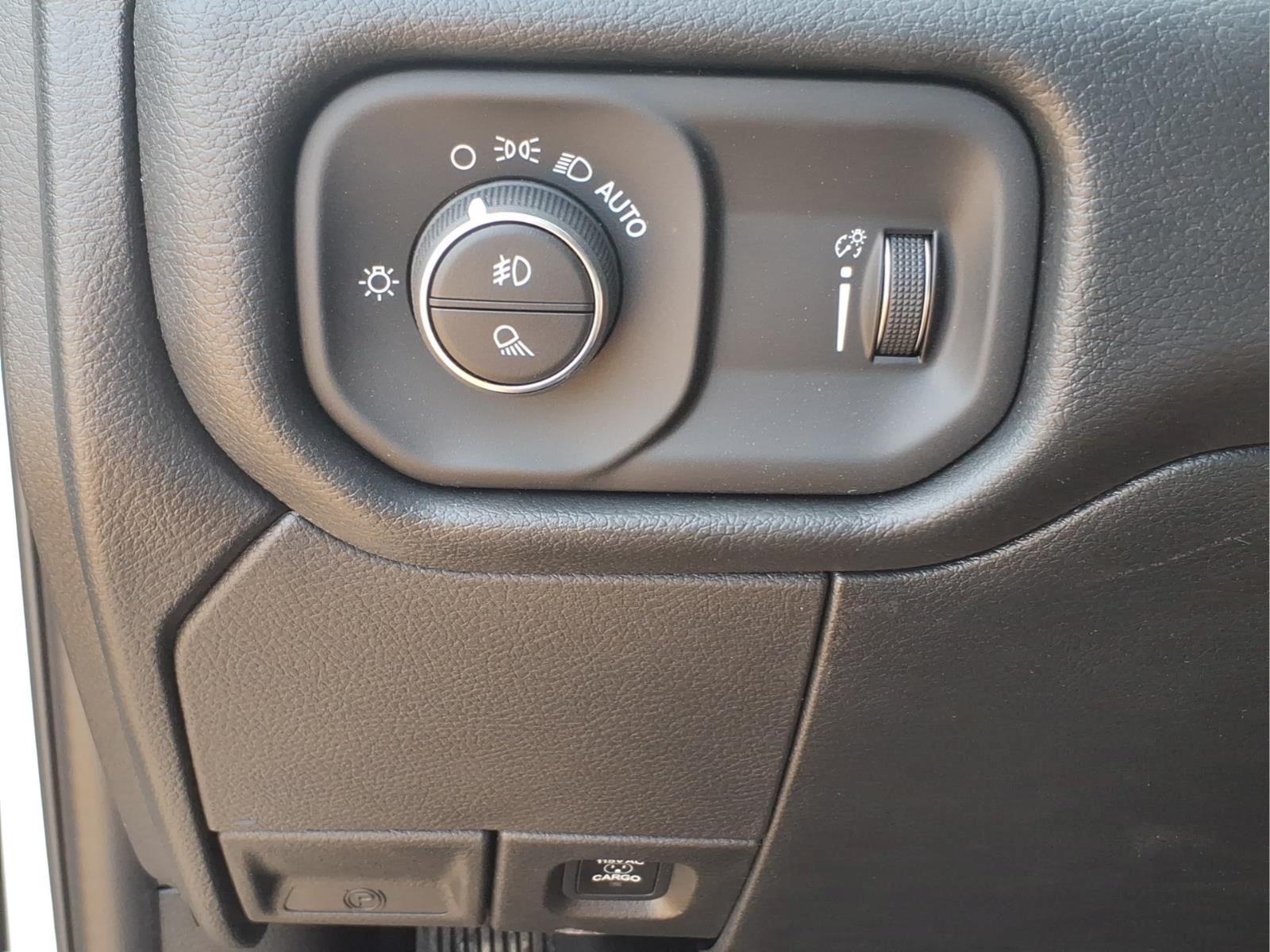 2026 RAM 2500 Tradesman - Photo 17