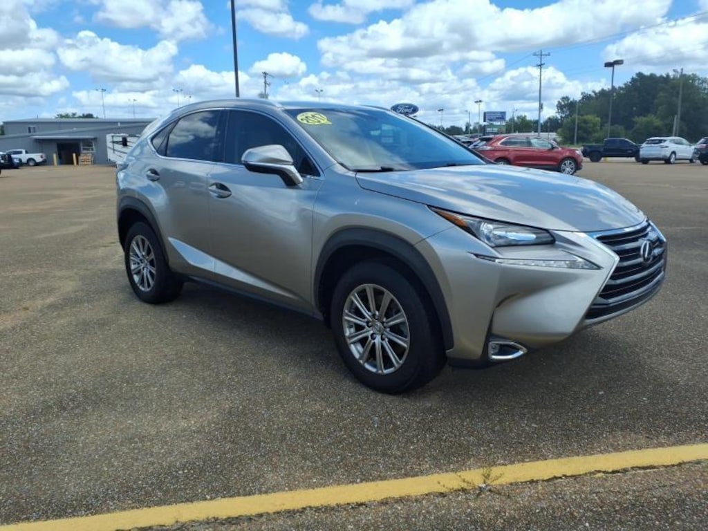 Used 2017 Lexus NX 200t FWD SUV